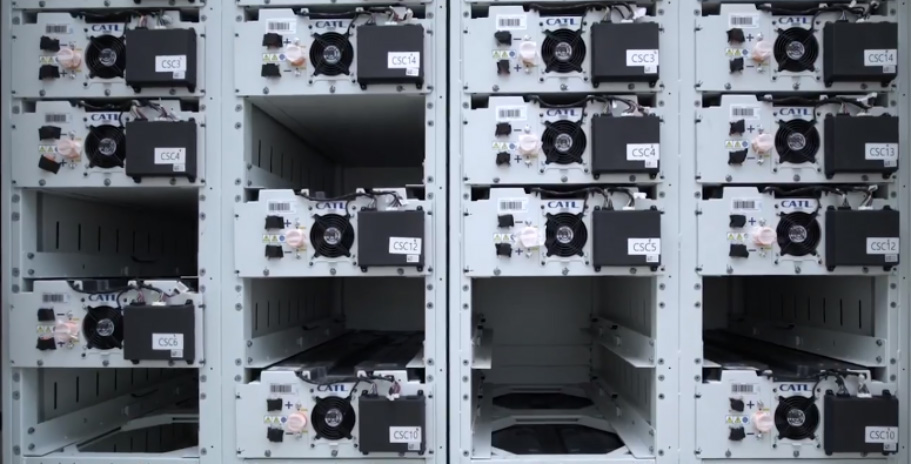 Image of multiple batteries used on EDPR energy storage system
